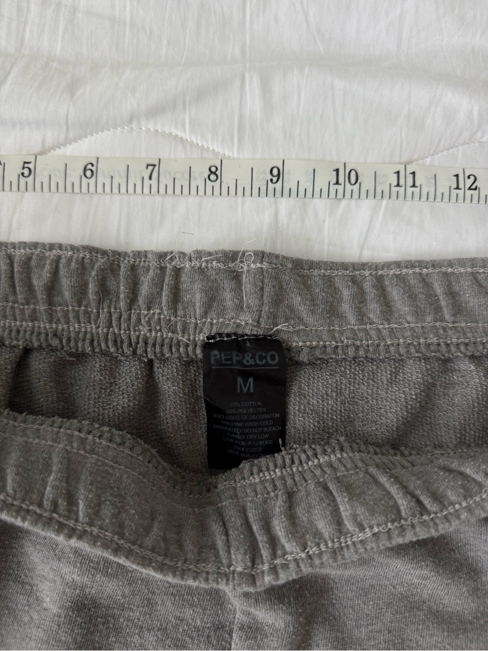 Sweatshorts - Picture 2 of 5